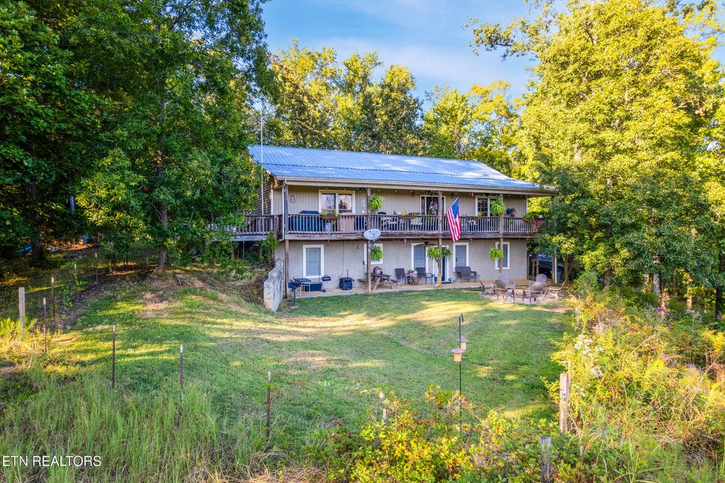Photo of 2750 TN-72 Hwy, Maryville, TN 37801 (MLS # 1316622)