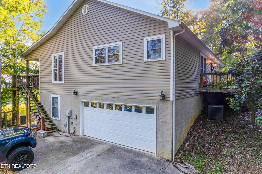 Photo of 2750 TN-72 Hwy, Maryville, TN 37801 (MLS # 1316622)