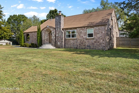 Tiny photo for 1301 Tazewell Pike, Plainview, TN 37721 (MLS # 1356177)