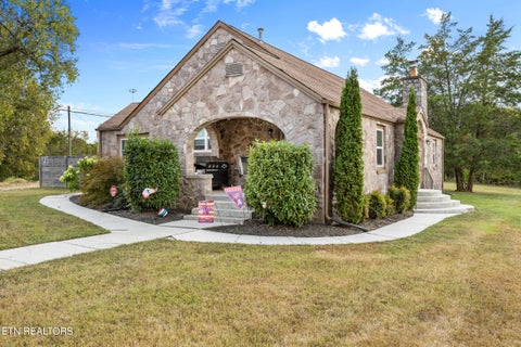 Tiny photo for 1301 Tazewell Pike, Plainview, TN 37721 (MLS # 1356177)