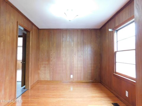 Tiny photo for 2525 Belt Rd, Knoxville, TN 37920 (MLS # 1332204)