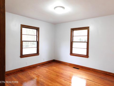 Tiny photo for 2525 Belt Rd, Knoxville, TN 37920 (MLS # 1332204)