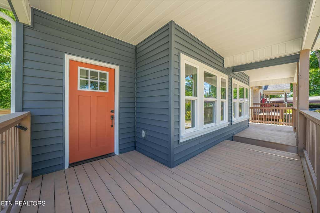 Photo of 2544 Selma Ave, Knoxville, TN 37914 (MLS # 1352984)