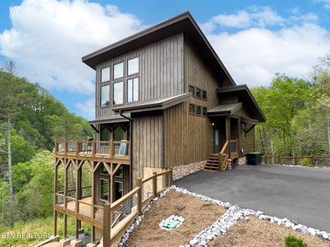 Tiny photo for 2139 Coopers Hawk Way, Sevierville, TN 37862 (MLS # 1359849)