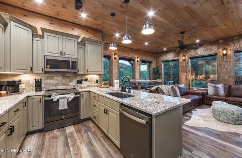 Tiny photo for 2139 Coopers Hawk Way, Sevierville, TN 37862 (MLS # 1359849)