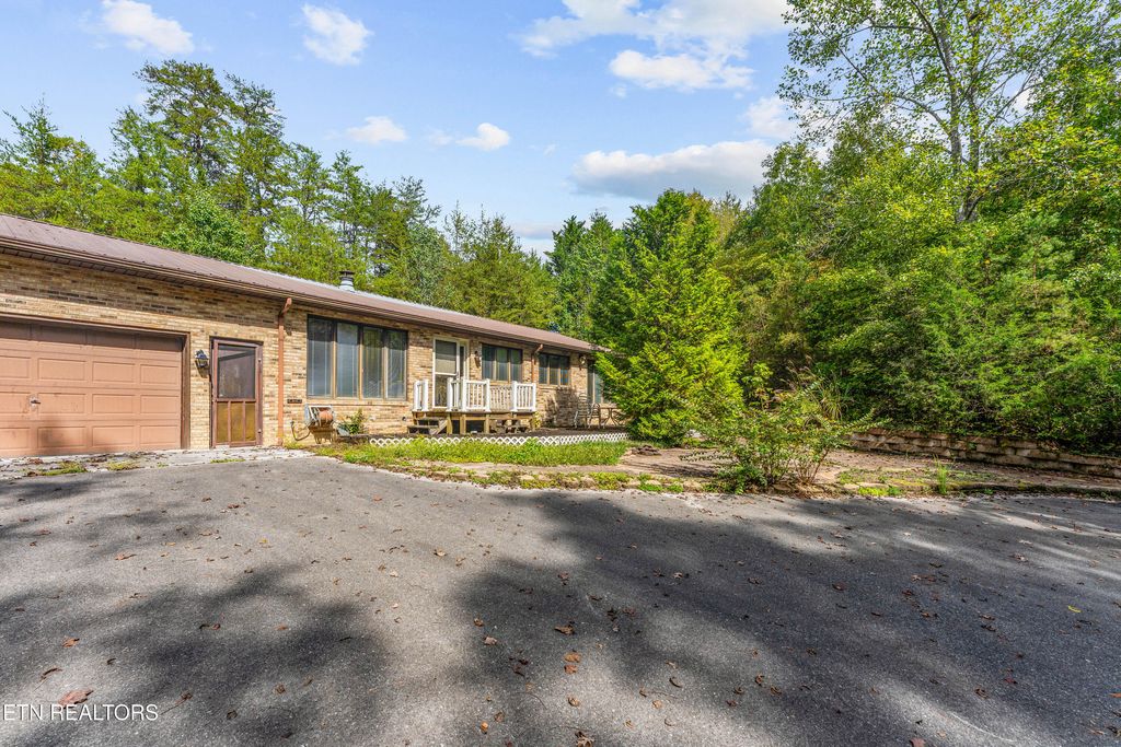 Photo of 1688 E Wolf Valley Rd, Heiskell, TN 37754 (MLS # 1317092)