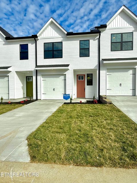 8828 Chapman Trace Way Knoxville TN 37920