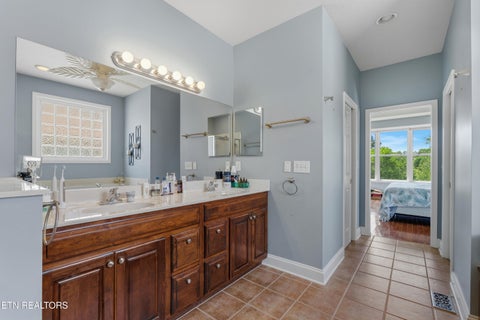 Tiny photo for 129 Heron Court, Vonore, TN 37885 (MLS # 1338781)