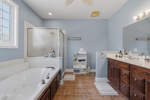 Tiny photo for 129 Heron Court, Vonore, TN 37885 (MLS # 1338781)