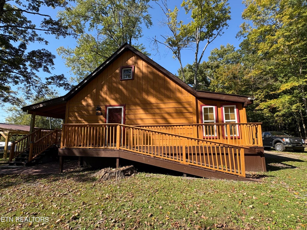 Photo of 6104 Roberts Rd, Corryton, TN 37721 (MLS # 1359299)