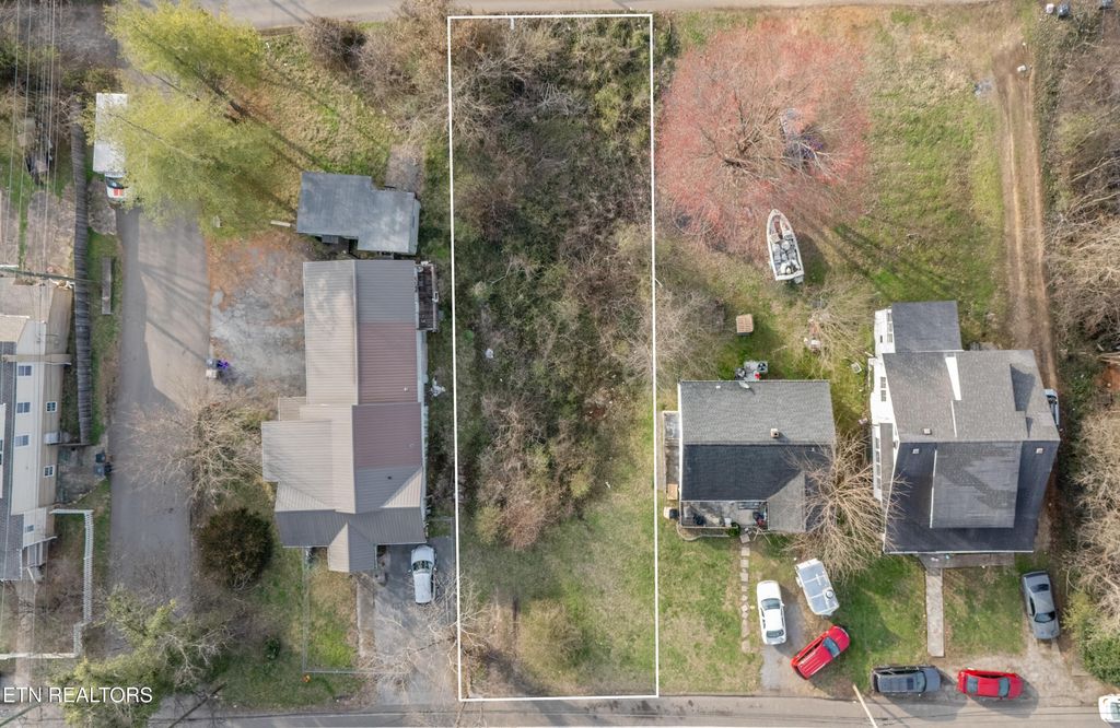 Photo of 958 Chickamauga Ave, Knoxville, TN 37917 (MLS # 1331641)