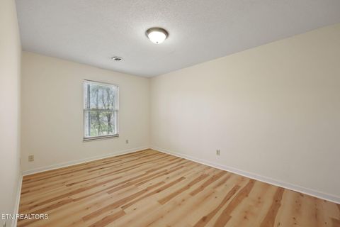 Tiny photo for 8709 Olde Colony Tr #18, Knoxville, TN 37923 (MLS # 1334777)