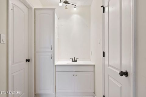 Tiny photo for 8709 Olde Colony Tr #18, Knoxville, TN 37923 (MLS # 1334777)