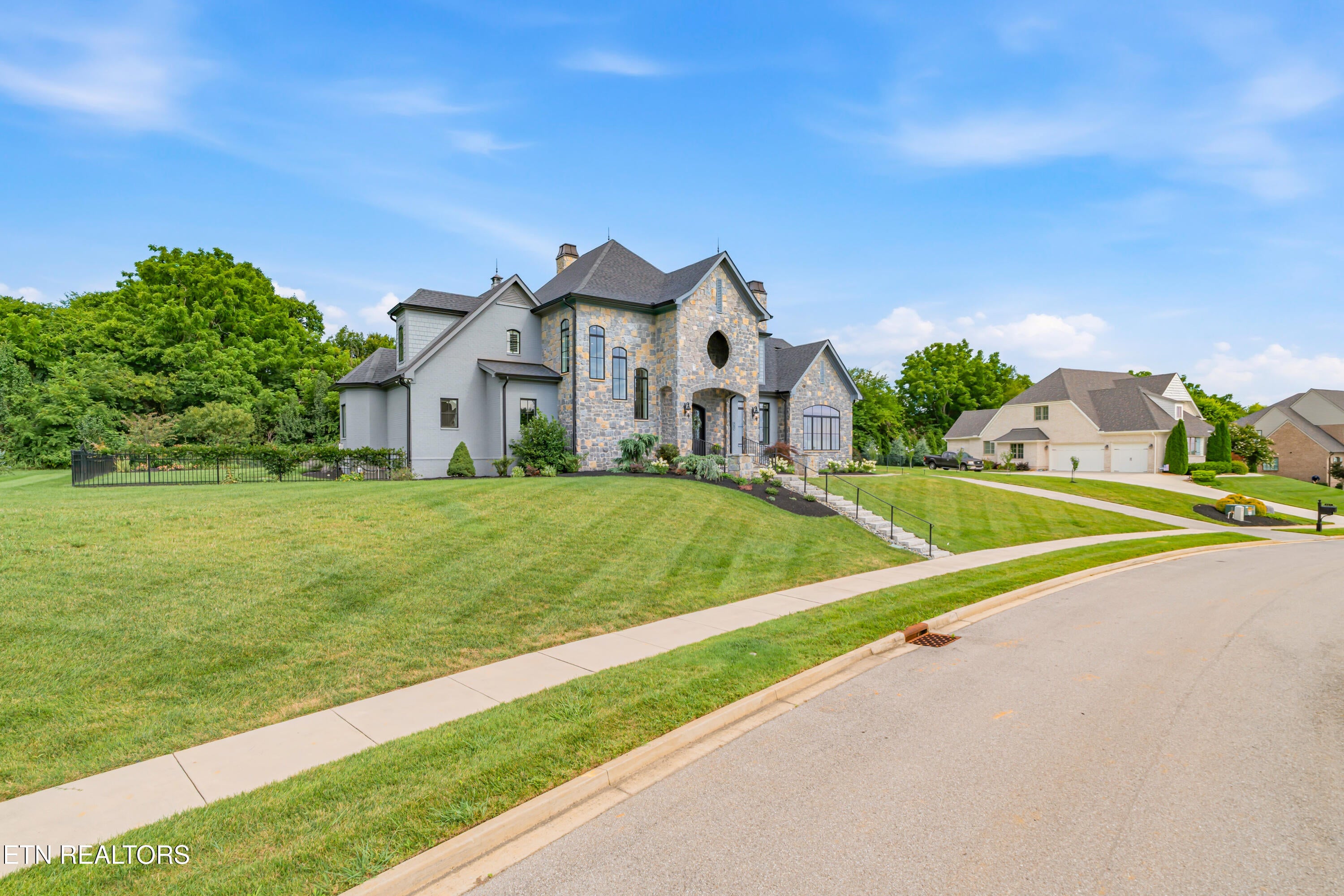 367 Barnsley Rd
