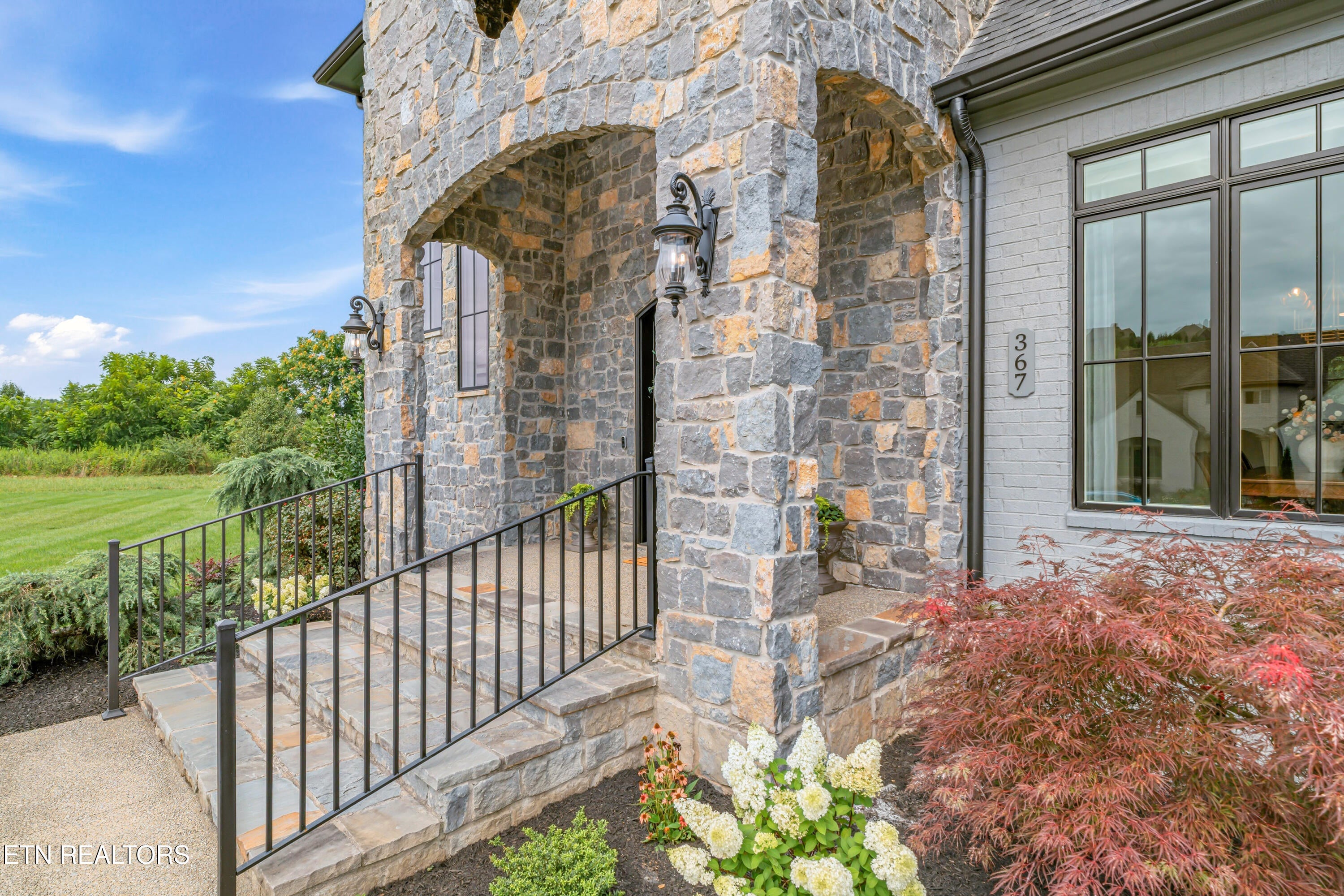 367 Barnsley Rd