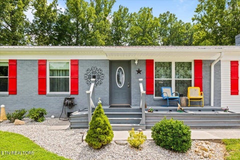 Tiny photo for 112 Country Hill Lane, LaFollette, TN 37766 (MLS # 1348698)