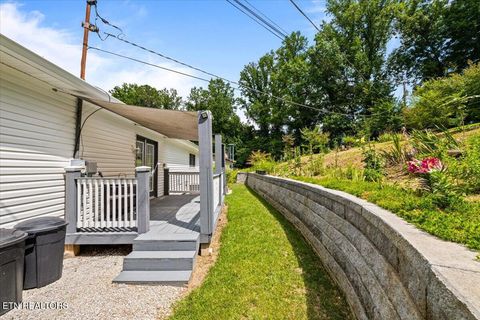 Tiny photo for 112 Country Hill Lane, LaFollette, TN 37766 (MLS # 1348698)