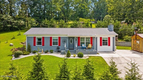 Tiny photo for 112 Country Hill Lane, LaFollette, TN 37766 (MLS # 1348698)