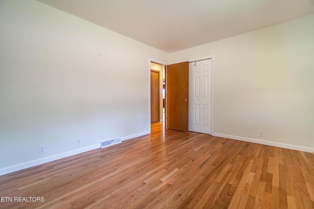 Photo of 103 Ditman Lane, Oak Ridge, TN 37830 (MLS # 1323368)