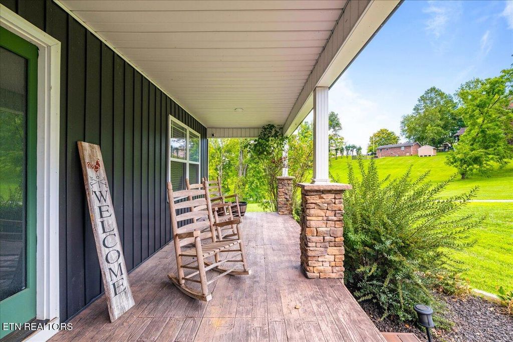 Photo of 111 Mckinney Rd, LaFollette, TN 37766 (MLS # 1313587)