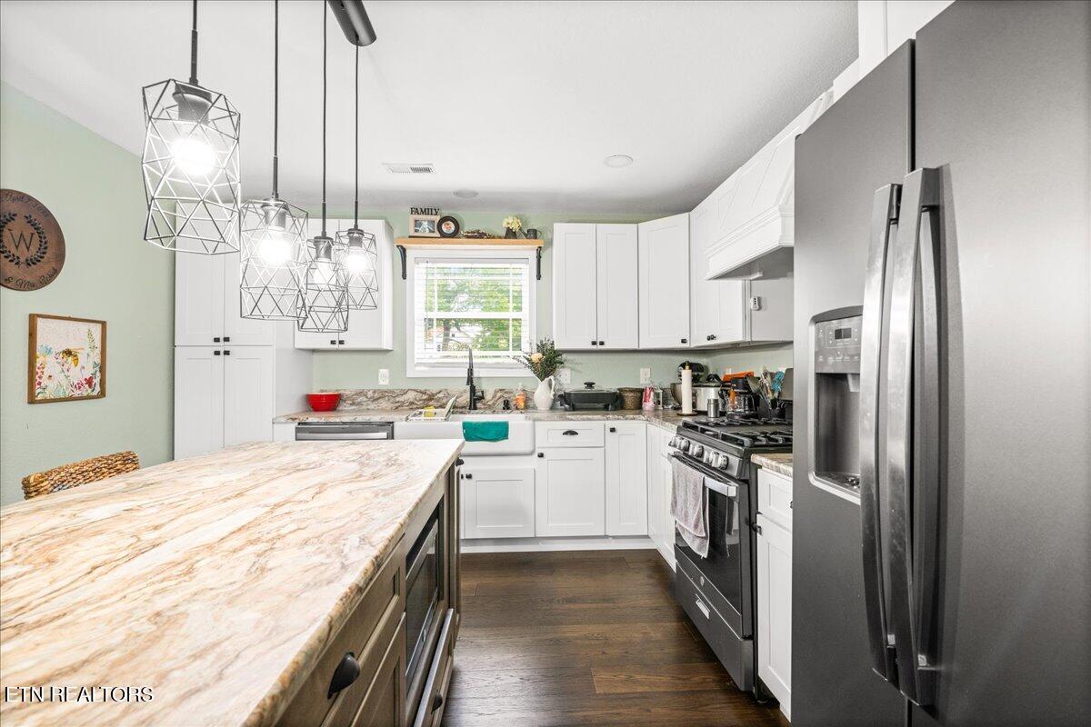 111 Mckinney Rd