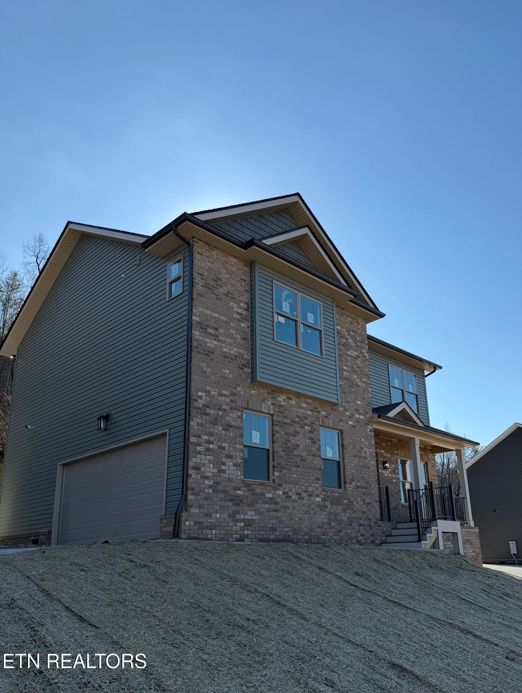 Photo of 8136 Chestnut Hill Lane, Knoxville, TN 37924 (MLS # 1325360)