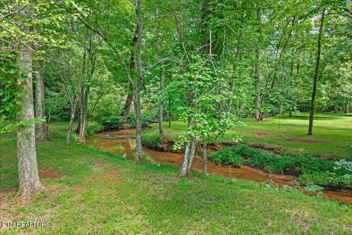 250 Brunner Rd