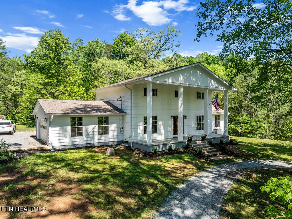 Photo of 6842 Four Mile Rd, Maryville, TN 37803 (MLS # 1339109)