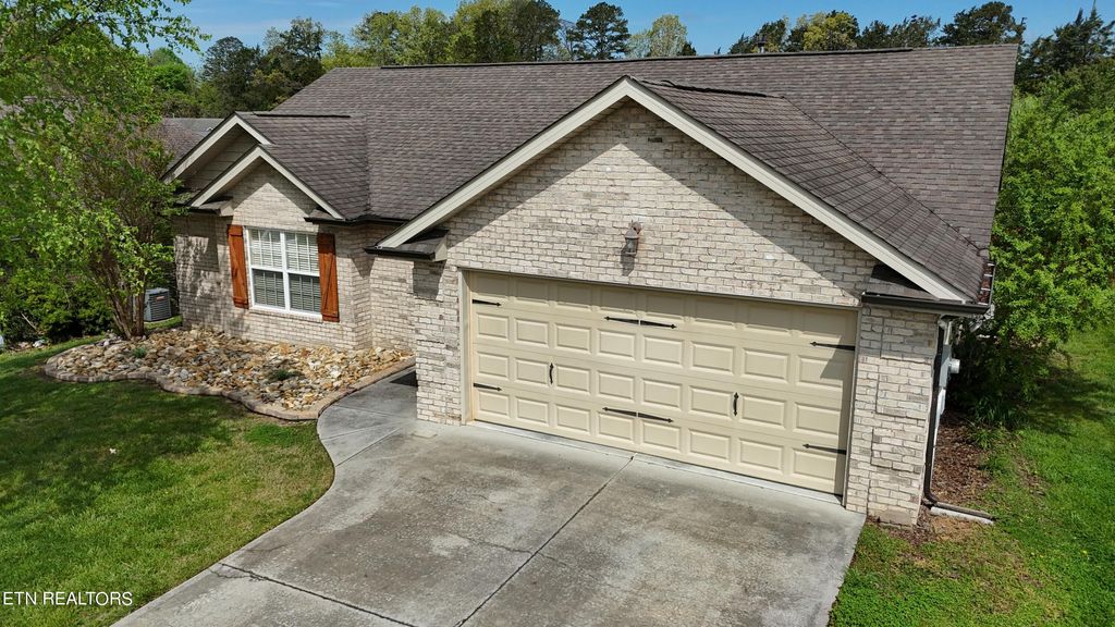 Photo of 7625 Preston View Drive, Corryton, TN 37721 (MLS # 1260079)