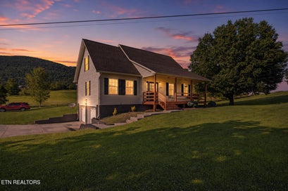 4784 Old Highway 63 Speedwell TN 37870