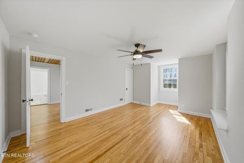 Tiny photo for 5707 NW Woodburn Drive, Knoxville, TN 37919 (MLS # 1333314)