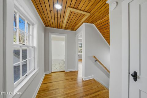 Tiny photo for 5707 NW Woodburn Drive, Knoxville, TN 37919 (MLS # 1333314)