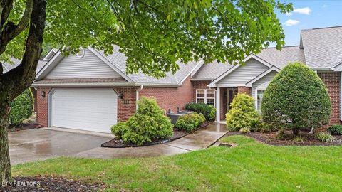 Photo of 715 Cedar Lane #118, Knoxville, TN 37912 (MLS # 1318037)