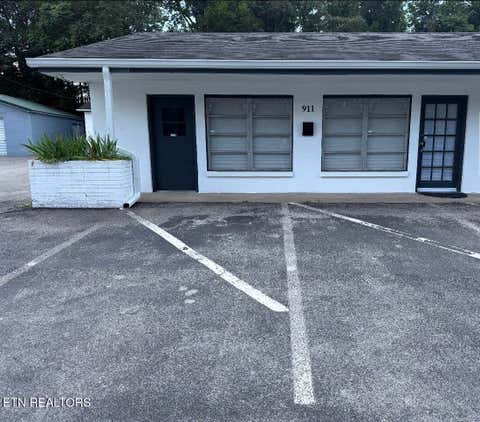 Photo of 911 E Race St, Kingston, TN 37763 (MLS # 1350053)