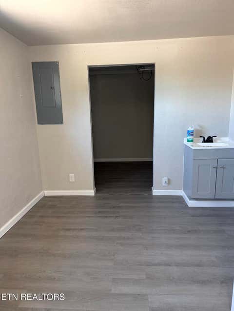 Tiny photo for 911 E Race St, Kingston, TN 37763 (MLS # 1350053)