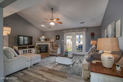 Tiny photo for 3701 Eliza Pointe Way, Knoxville, TN 37921 (MLS # 1353935)