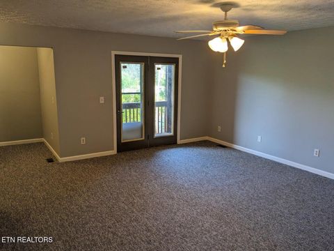 Tiny photo for 2482 Elk Way, Newport, TN 37821 (MLS # 1327667)