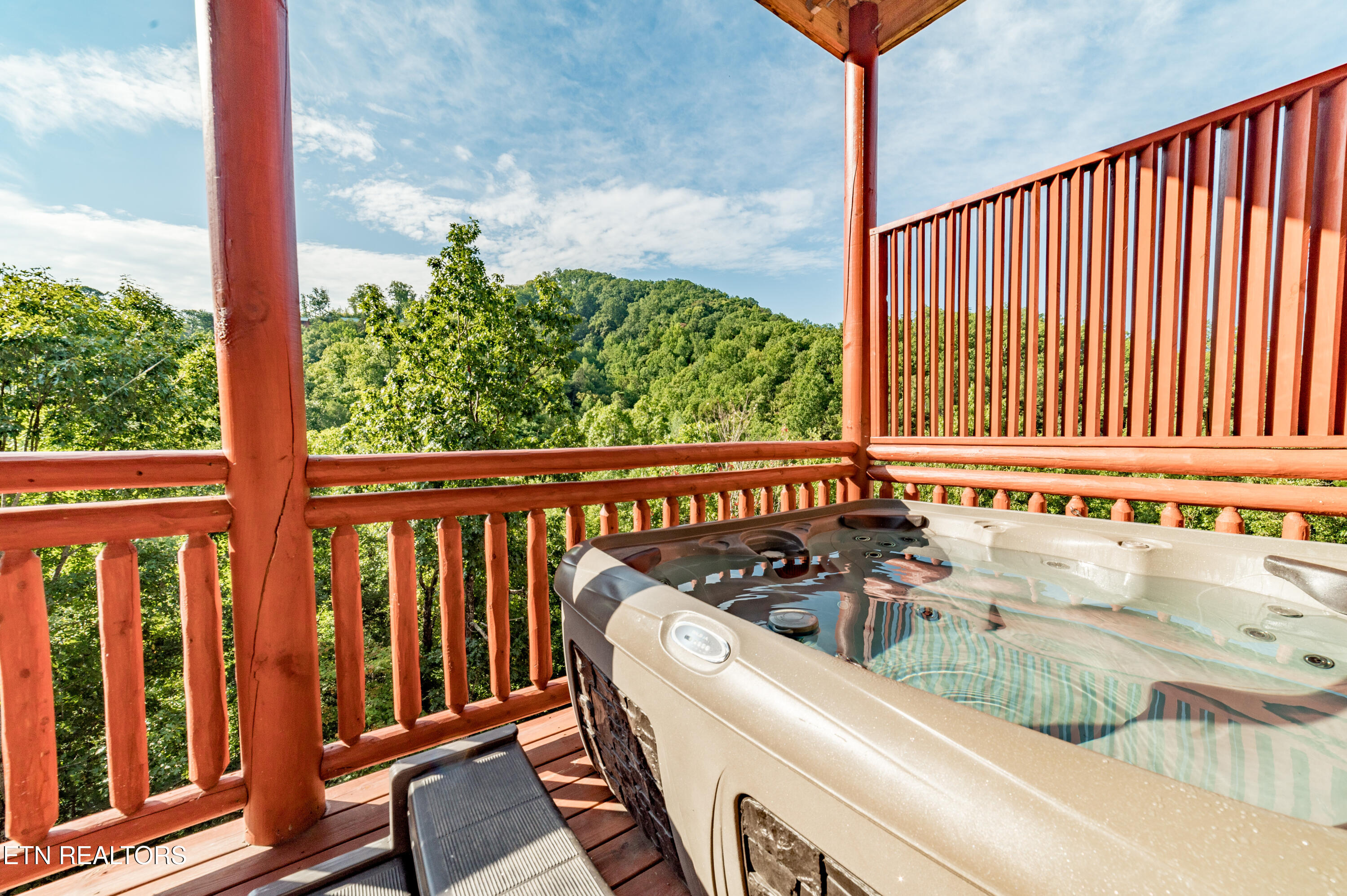 3328 Smoky Ridge Way