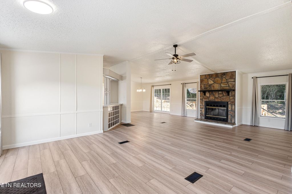 Photo of 22135 Steekee Rd, Loudon, TN 37774 (MLS # 1317012)