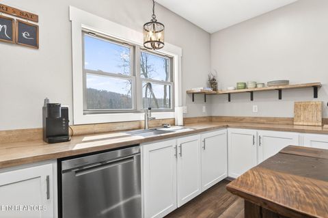 Tiny photo for 1156 Sunset Ridge Drive, Crossville, TN 38571 (MLS # 1333759)