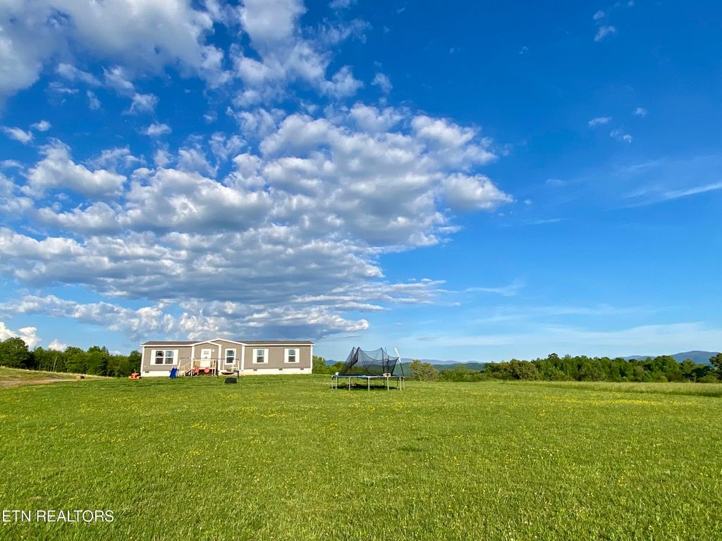 Photo of 146 Lee Road Rd, Tellico Plains, TN 37385 (MLS # 1261736)