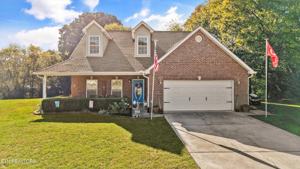 Photo of 2017 Cherokee Drive, Maryville, TN 37801 (MLS # 1358967)