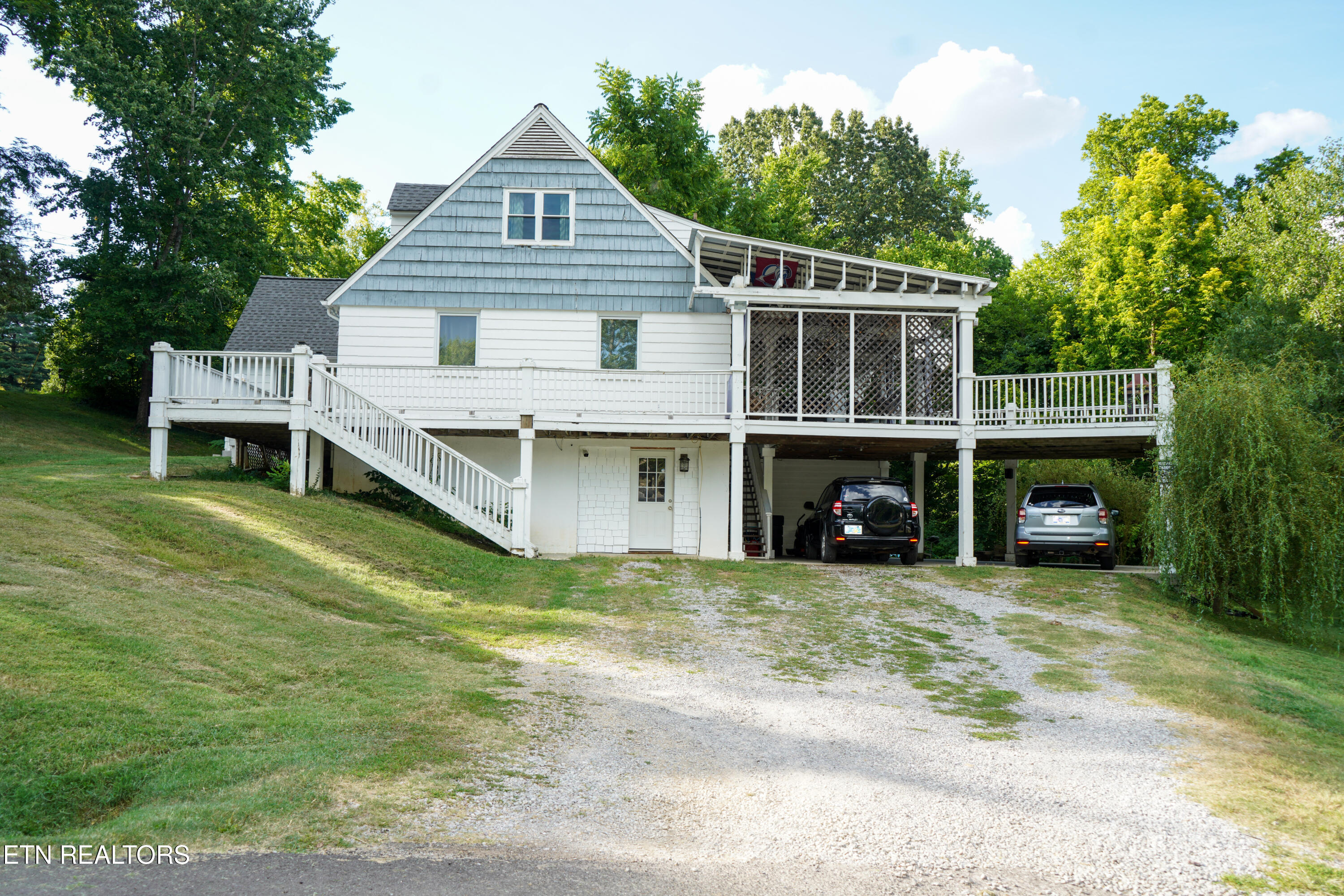 216 Brown Mountain Loop Rd