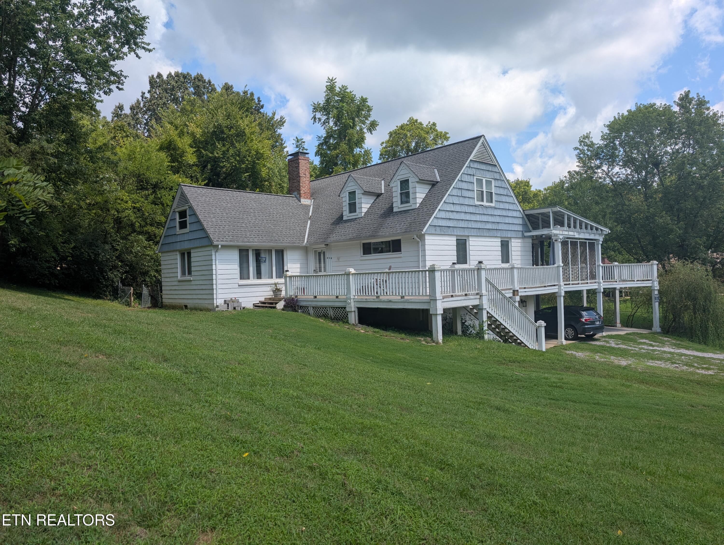 216 Brown Mountain Loop Rd