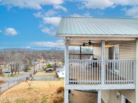 Tiny photo for 827 Pleasant View Drive, Dandridge, TN 37725 (MLS # 1329338)