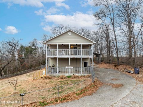 Photo of 827 Pleasant View Drive, Dandridge, TN 37725 (MLS # 1329338)