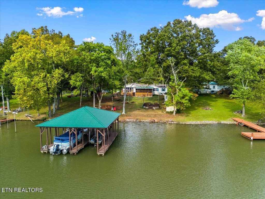 Photo of 206 Willow Drive, Kingston, TN 37763 (MLS # 1316385)