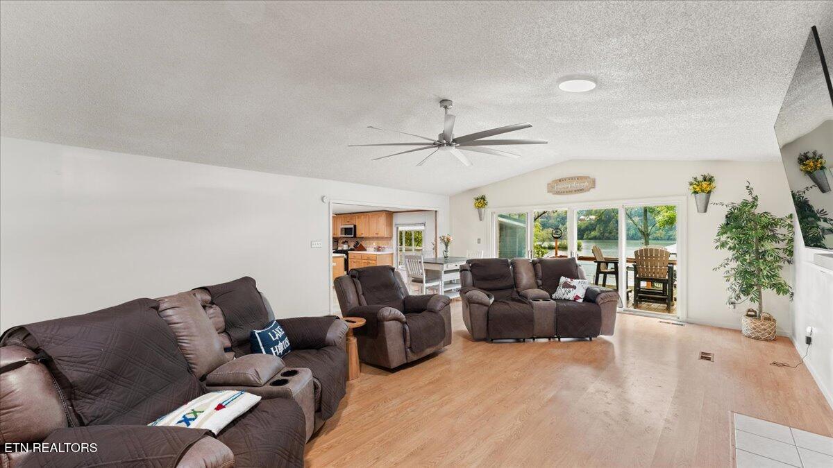 206 Willow Drive