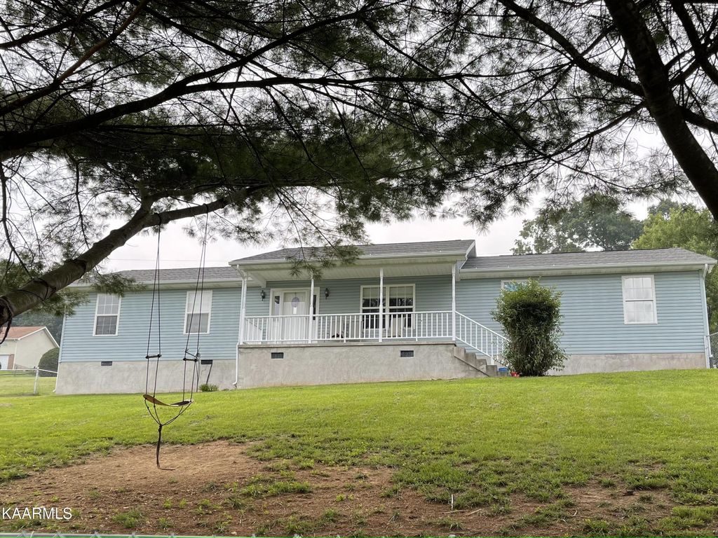 Photo of 149 Hillside Lane, New Tazewell, TN 37825 (MLS # 1231986)