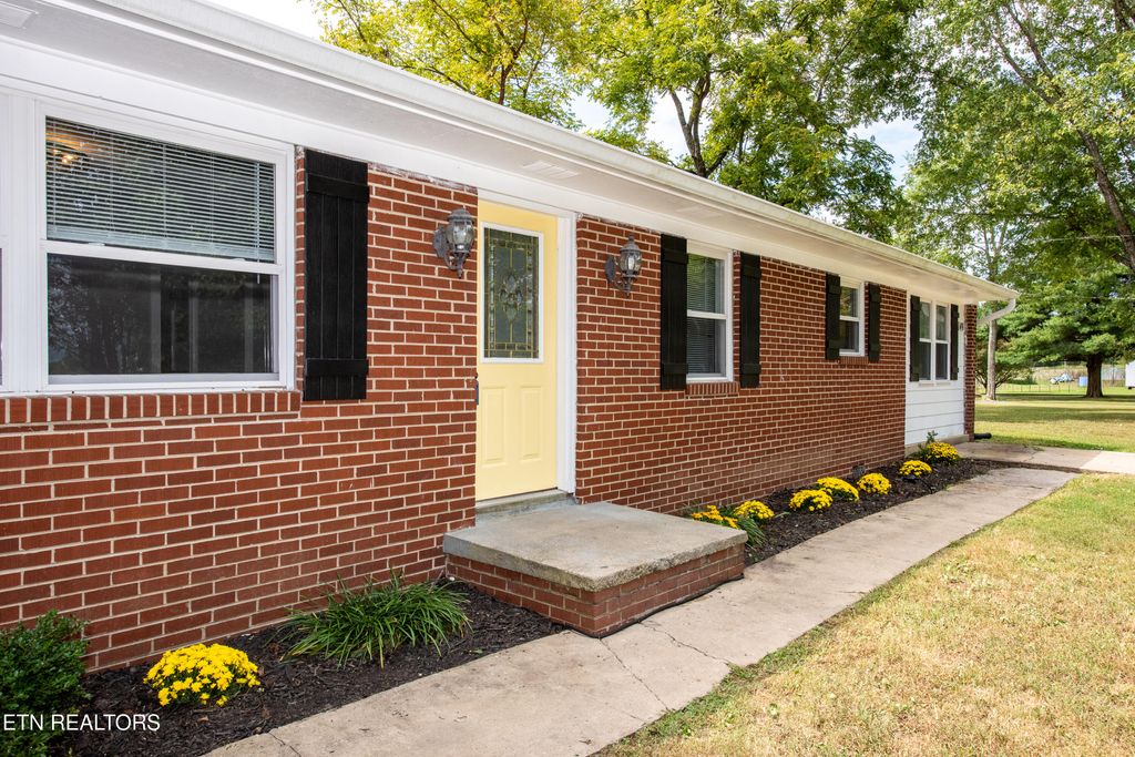 Photo of 149 Moat Sewell Rd, Philadelphia, TN 37846 (MLS # 1314154)